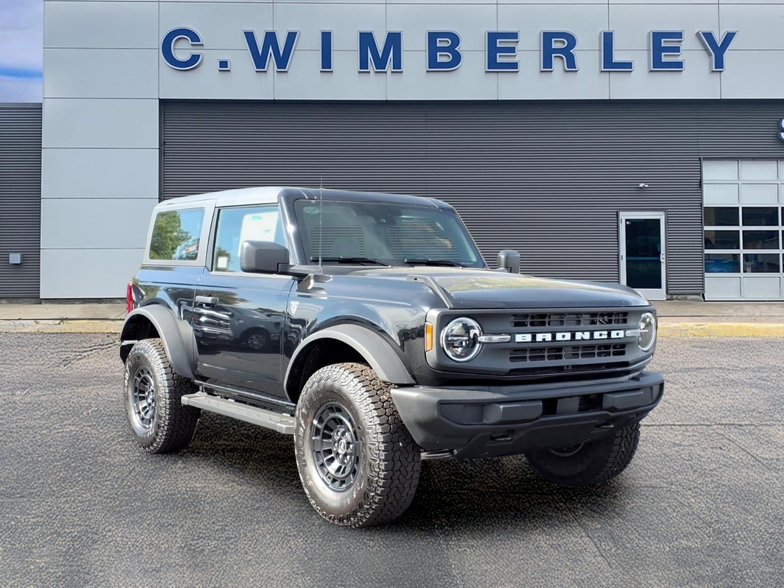 2026 Ford Bronco 2-Door Base