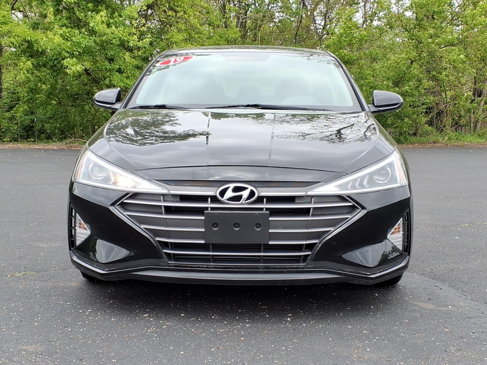 Used 2019 Hyundai Elantra SE with VIN 5NPD74LF8KH445158 for sale in Dowagiac, MI