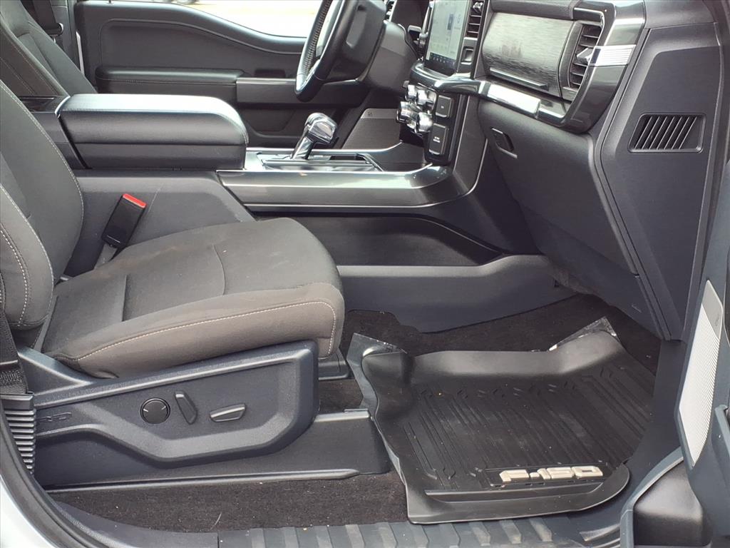 2022 Ford F-150 XLT photo 3