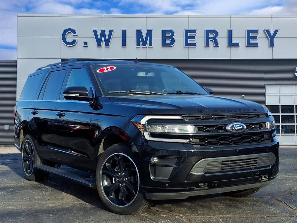 2022 Ford Expedition Limited's photo