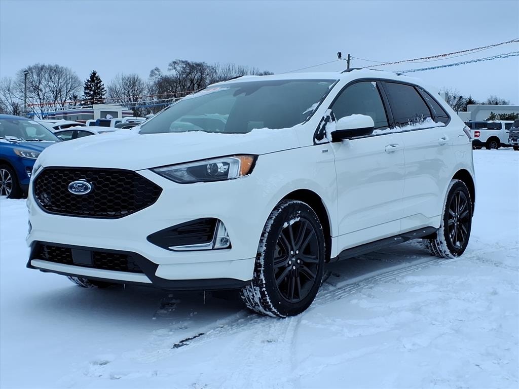 Certified 2024 Ford Edge Crossover