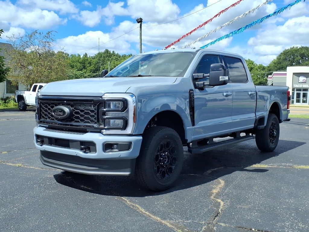New 2026 Ford F-250 Super Duty Lariat 4x4 Lariat Crew Cab 6.8 ft. SB Pickup