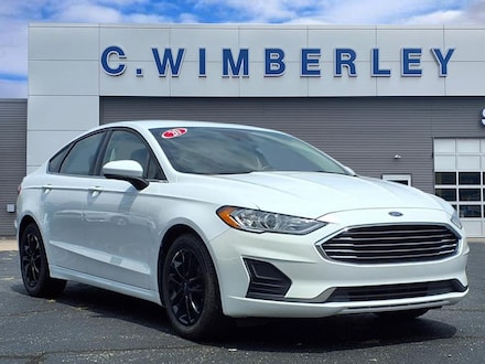 2020 Ford Fusion SE SE  Sedan