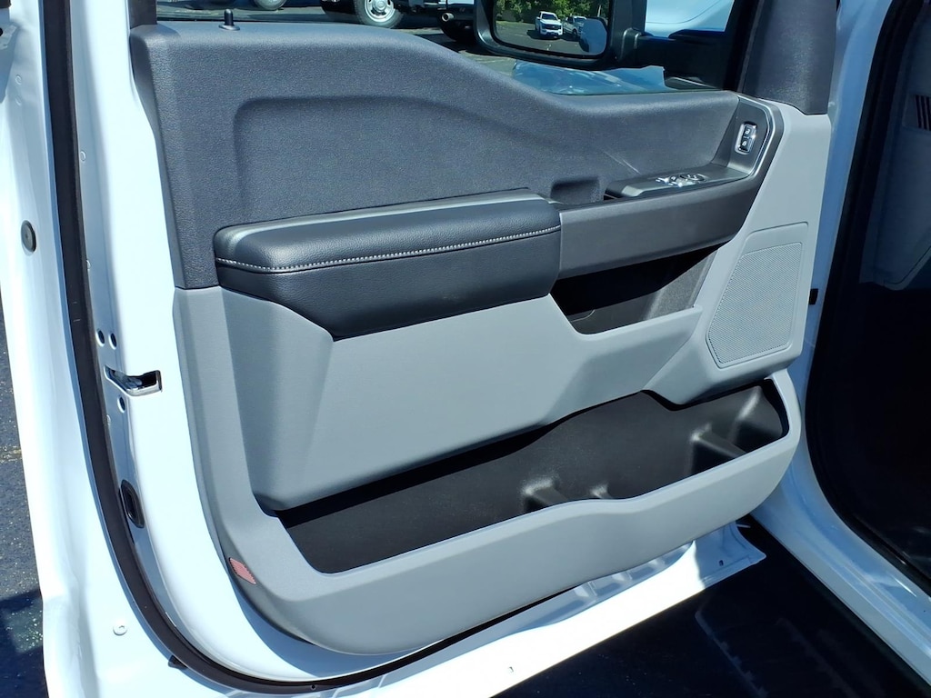 New 2026 Ford F-250 Super Duty XLT 4x4 XLT Regular Cab 8 ft. LB Pickup