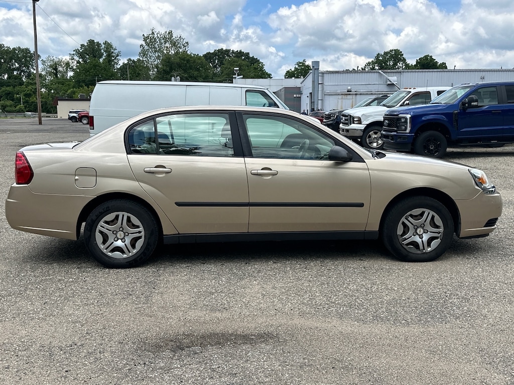 Used 2005 Chevrolet Malibu Base Sedan
