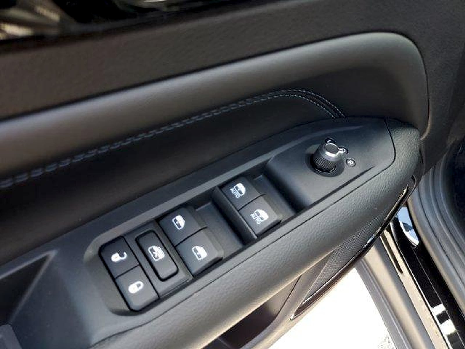 2026 Jeep Compass Latitude Altitude - Photo 10