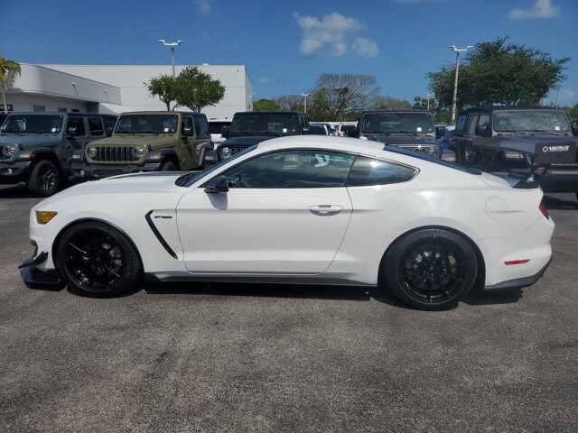2020 Ford Mustang Shelby GT350 photo 4