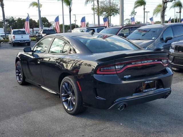 2023 Dodge Charger R/T photo 3