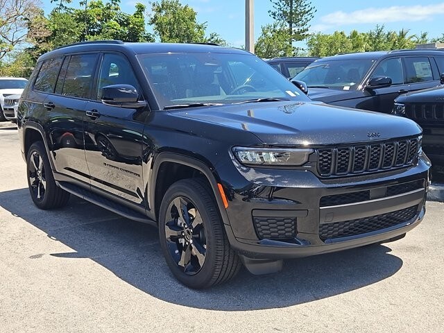 2024 Jeep Grand Cherokee Altitude X photo 2