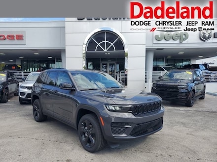 2025 Jeep Grand Cherokee Laredo Sport Utility