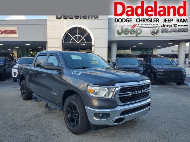 2022 RAM 1500 Big Horn/Lone Star 4x4 Crew Cab 5'7's photo