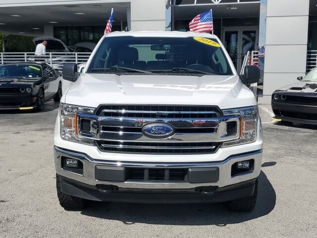 2019 Ford F-150 XLT photo 2