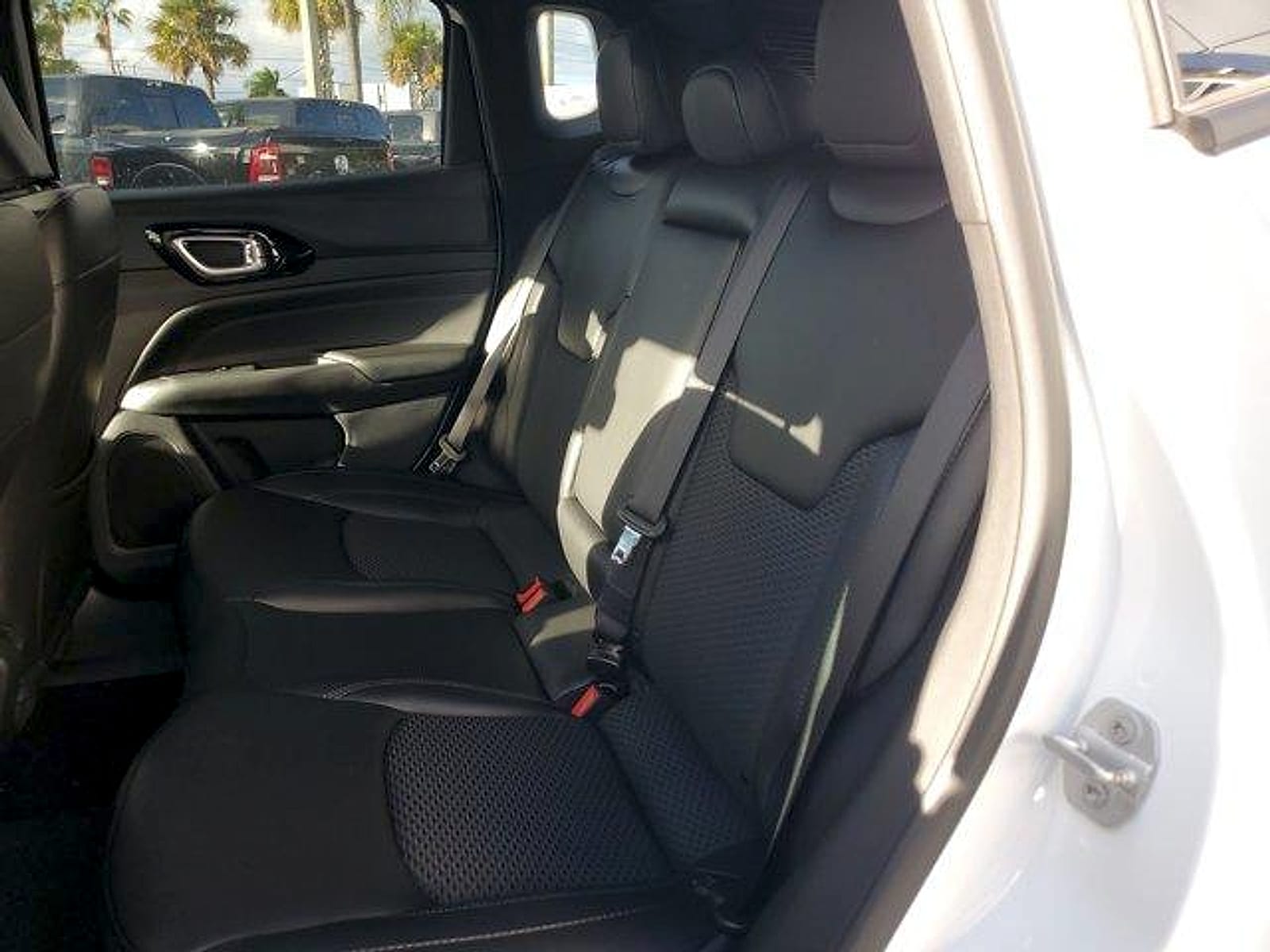 2026 Jeep Compass Latitude Altitude - Photo 7