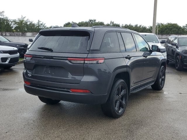 2024 Jeep Grand Cherokee Altitude X photo 4