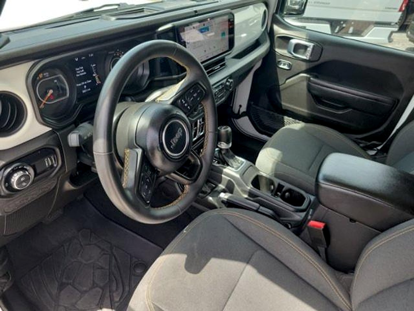 Photo 18