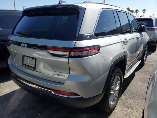 2024 Jeep Grand Cherokee Laredo X photo 4