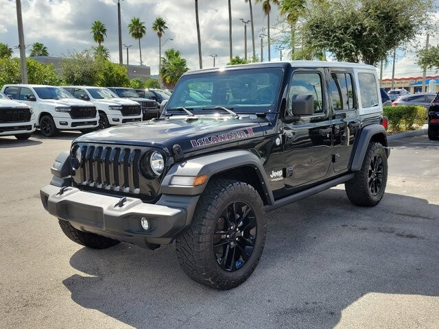 2021 Jeep Wrangler Unlimited Islander photo 3