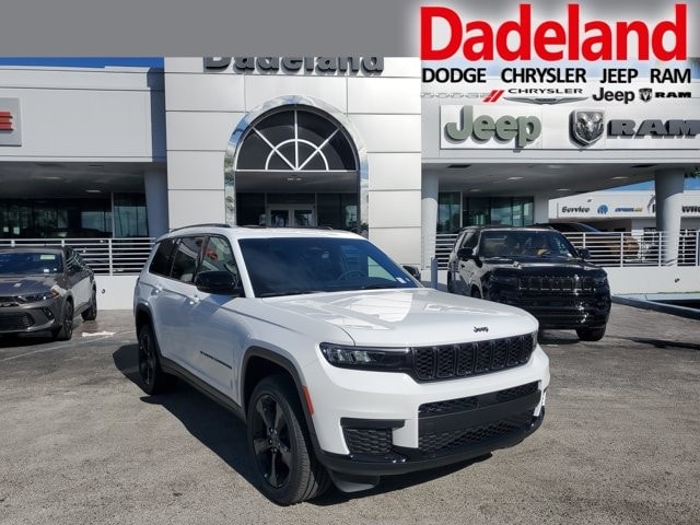 2025 Jeep Grand Cherokee L Altitude's photo