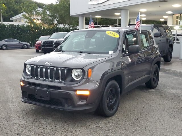 2021 Jeep Renegade Sport photo 2