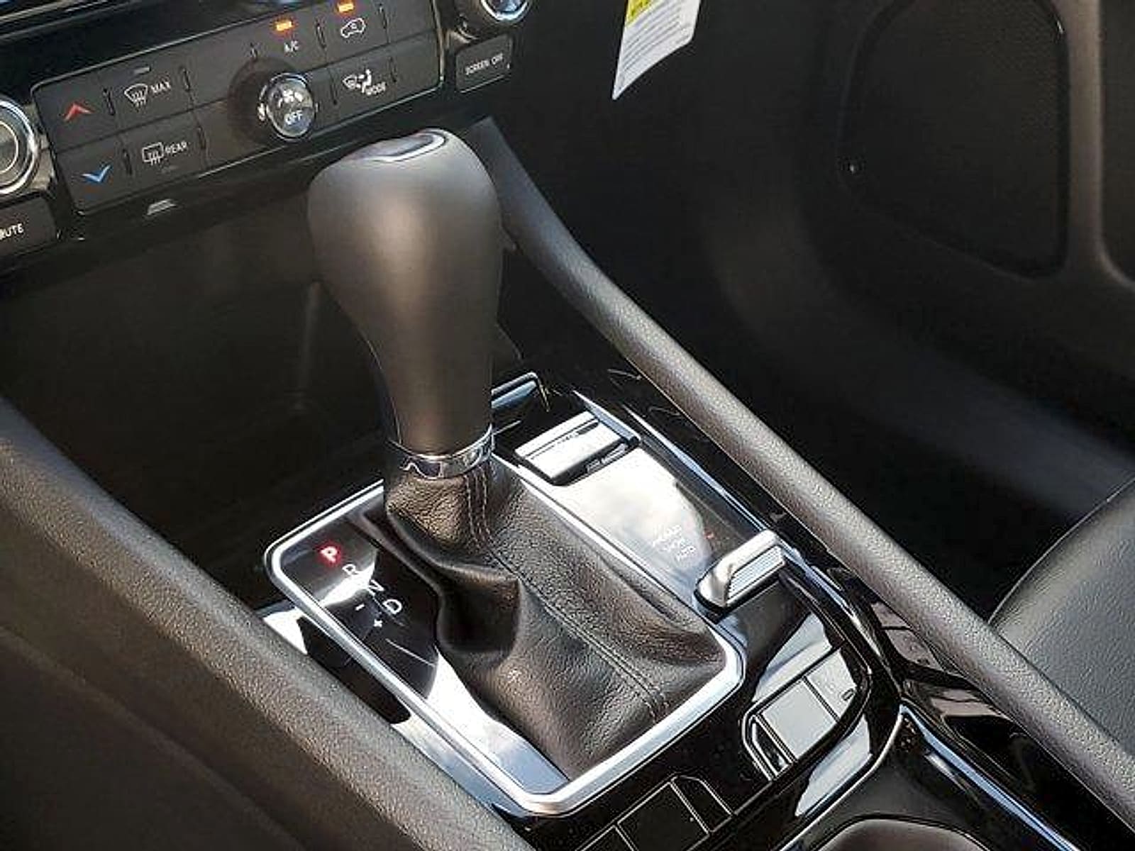 2026 Jeep Compass Latitude Altitude - Photo 13