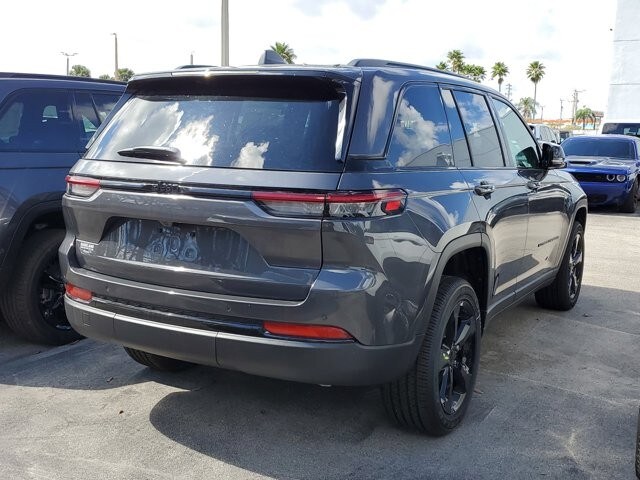 2024 Jeep Grand Cherokee Altitude X photo 4