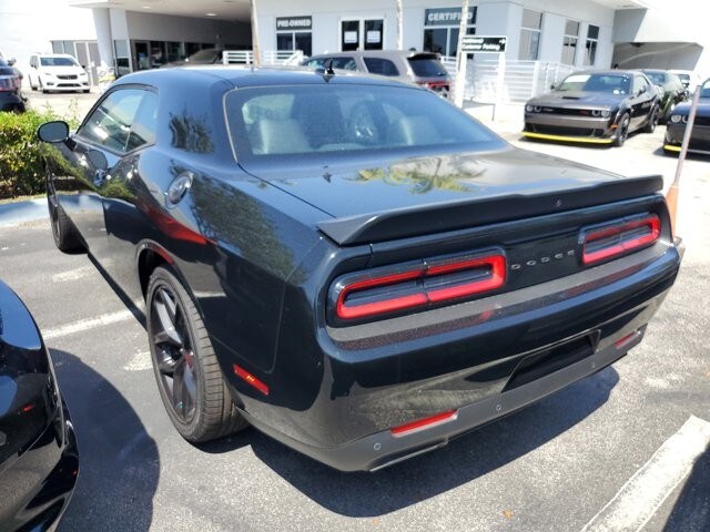 2023 Dodge Challenger R/T photo 3