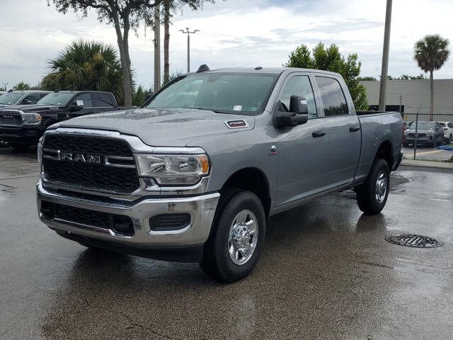 2024 Ram 2500 Tradesman photo 2