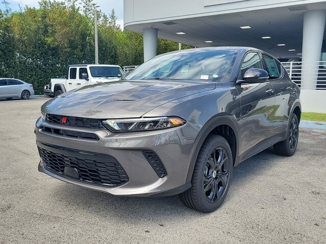 2024 Dodge Hornet GT photo 3