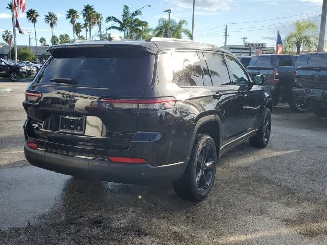 2025 Jeep Grand Cherokee Altitude X photo 3