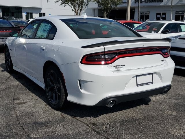 2023 Dodge Charger R/T photo 3