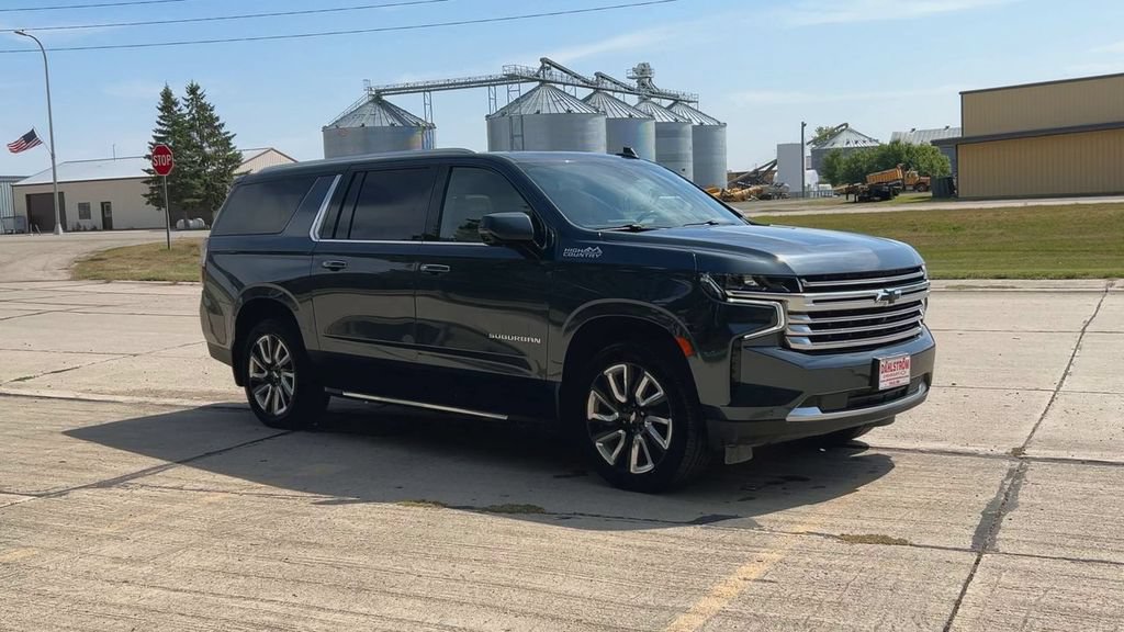 Used 2021 Chevrolet Suburban High Country with VIN 1GNSKGKL2MR210577 for sale in Oslo, Minnesota