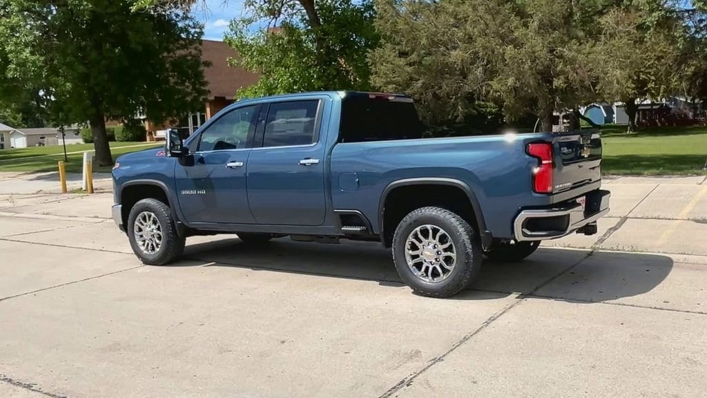 2026 Chevrolet Silverado 3500 HD LTZ - Photo 6