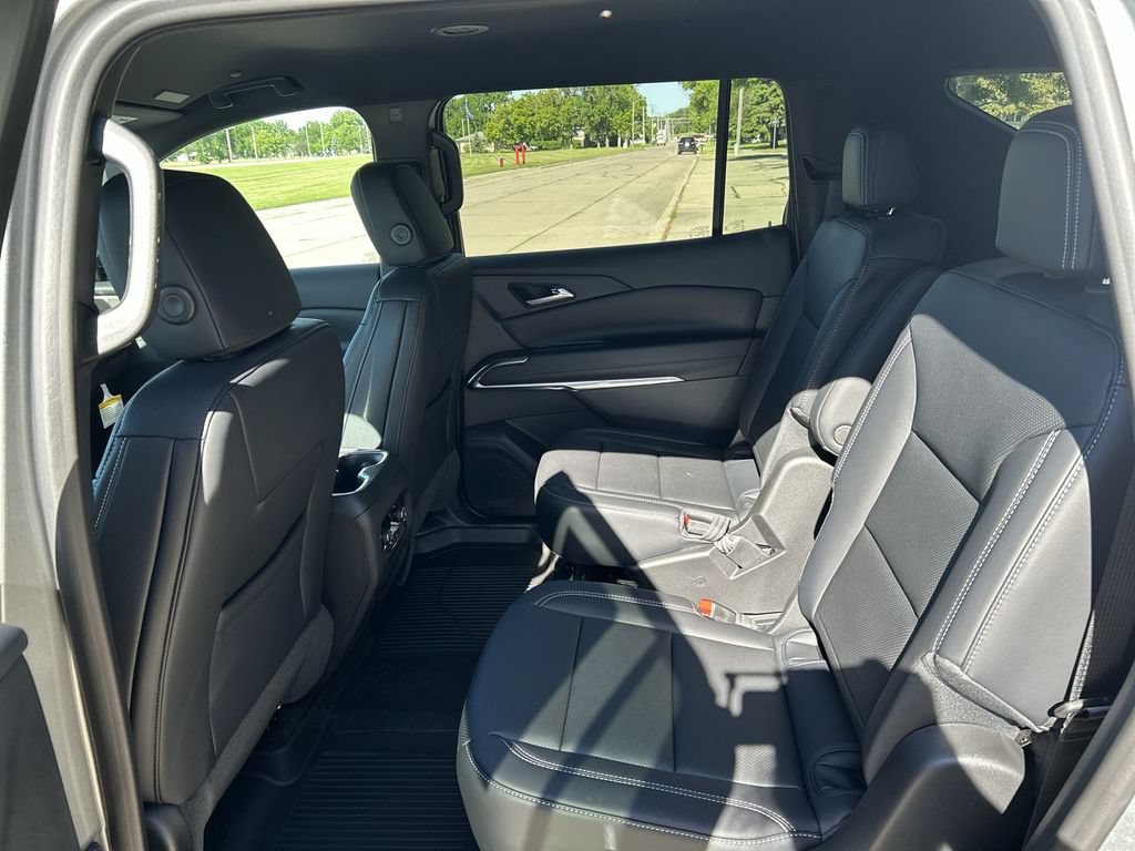 2026 Chevrolet Traverse LT - Photo 22