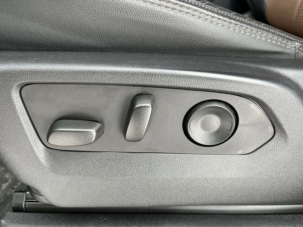 2023 Chevrolet Silverado 1500 High Country - Photo 12