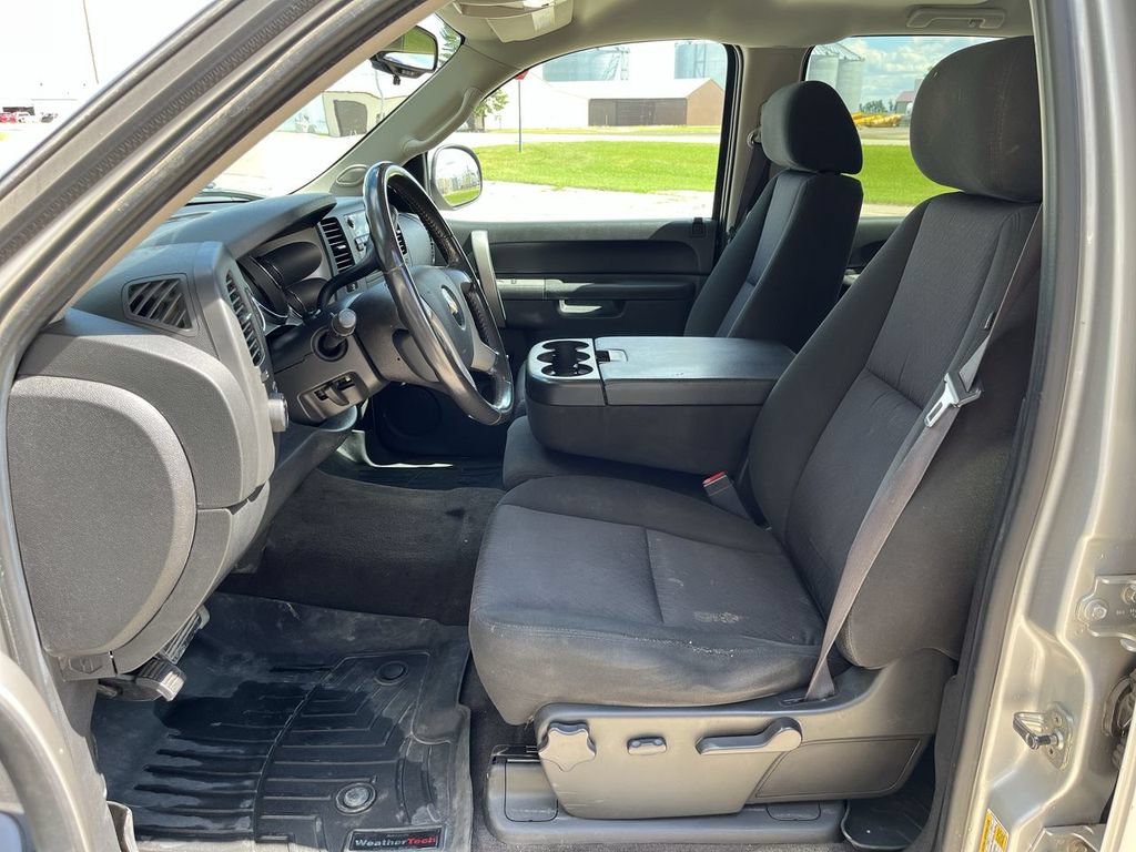 2011 Chevrolet Silverado 1500 LT - Photo 11