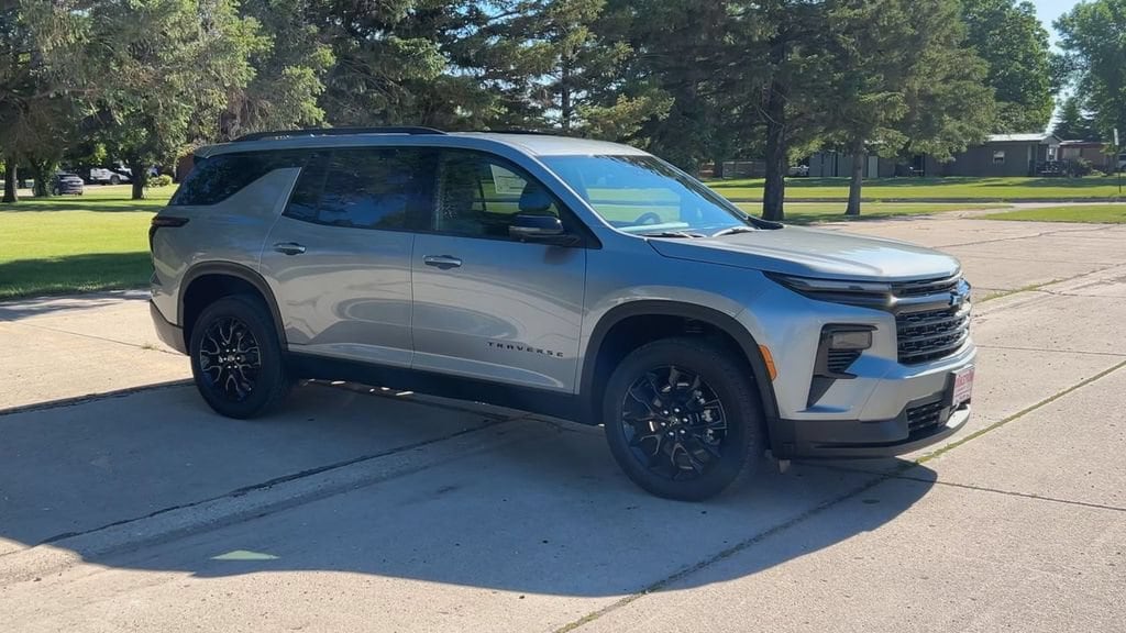 2026 Chevrolet Traverse LT - Photo 2
