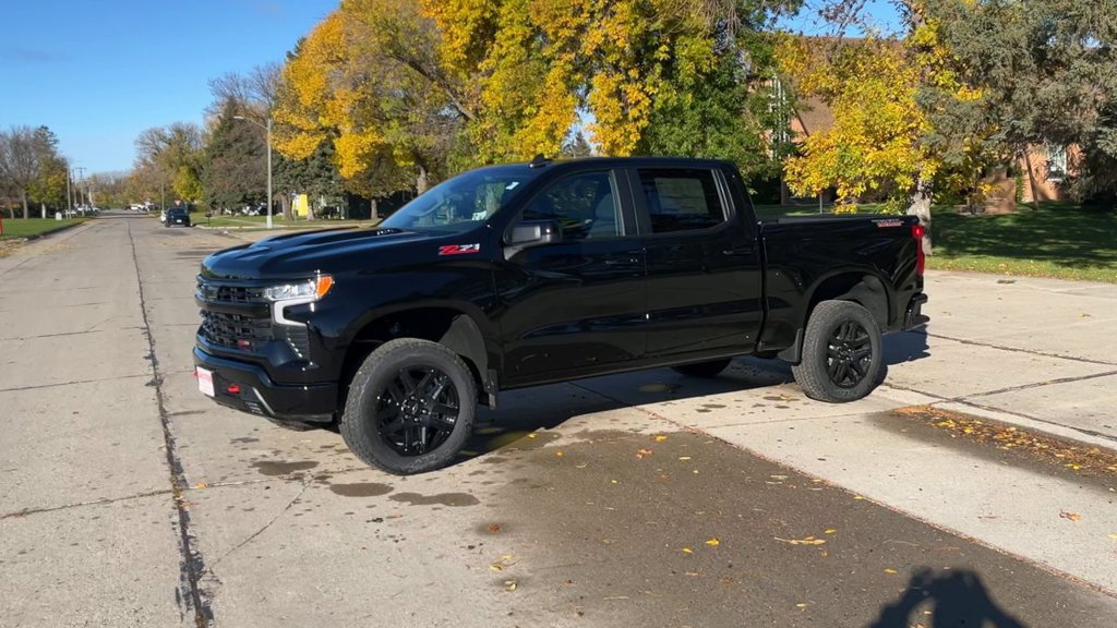 2026 Chevrolet Silverado 1500 LT Trail Boss - Photo 4