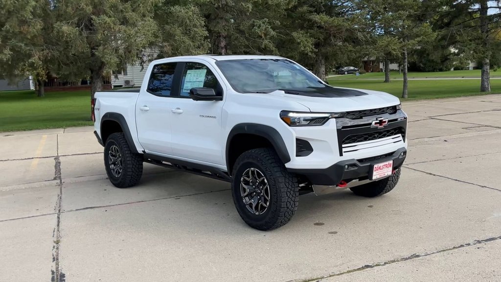 New 2026 Chevrolet Colorado ZR2 Truck
