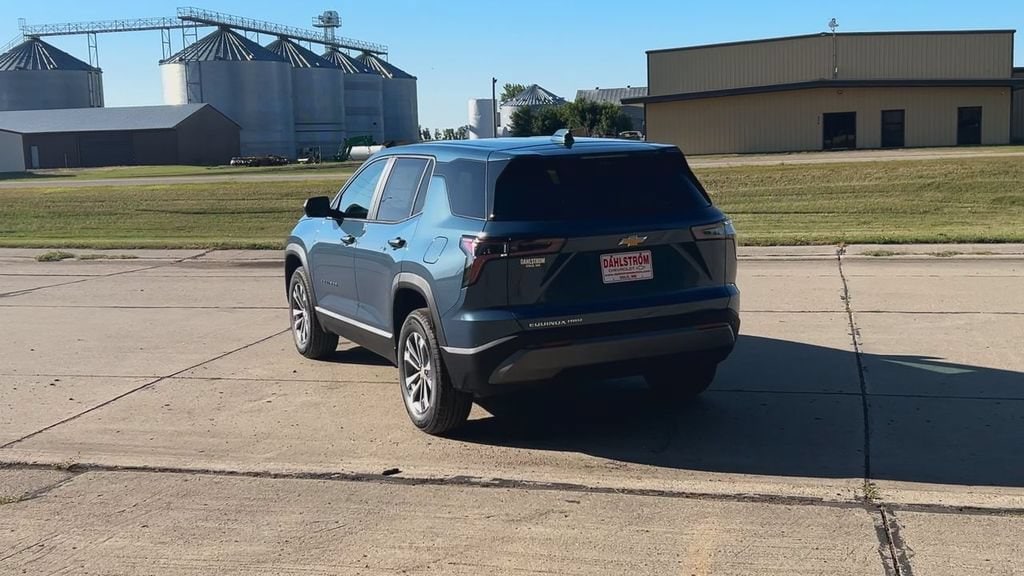 2027 Chevrolet Equinox LT - Photo 7