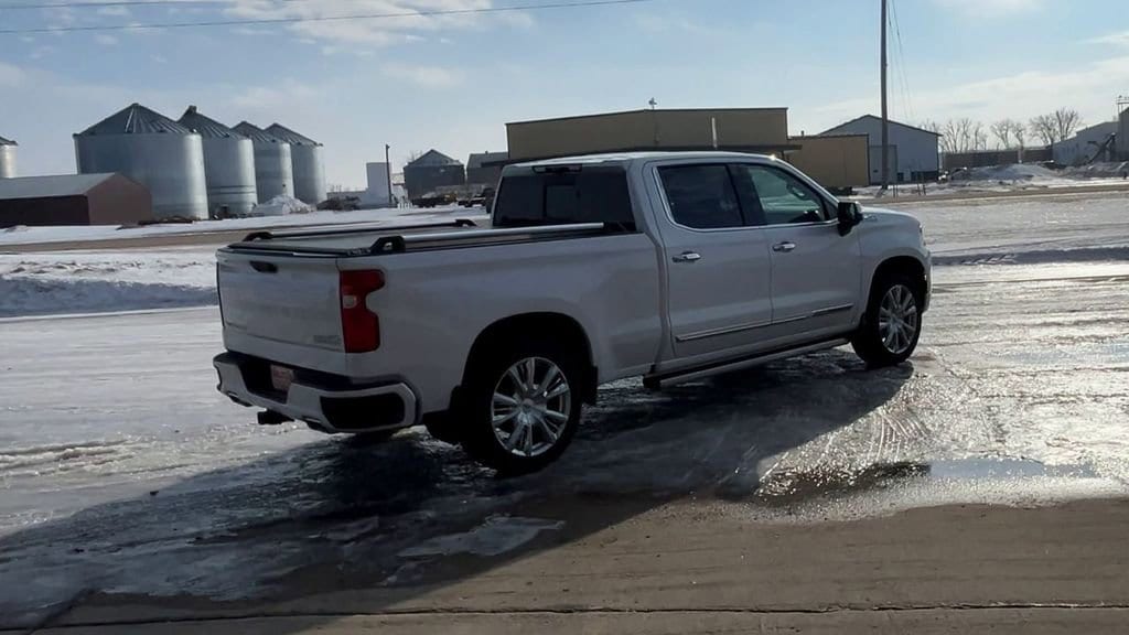2022 Chevrolet Silverado 1500 High Country - Photo 8