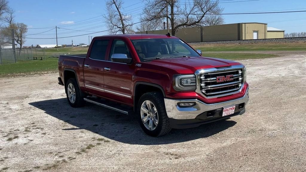 Used 2018 GMC Sierra 1500 SLT with VIN 3GTU2NEC8JG574404 for sale in Oslo, Minnesota