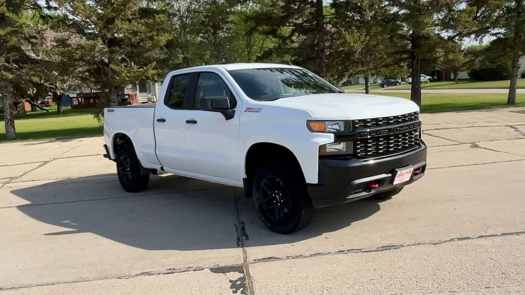 Used 2019 Chevrolet Silverado 1500 Custom with VIN 1GCRYCEF1KZ411730 for sale in Oslo, Minnesota