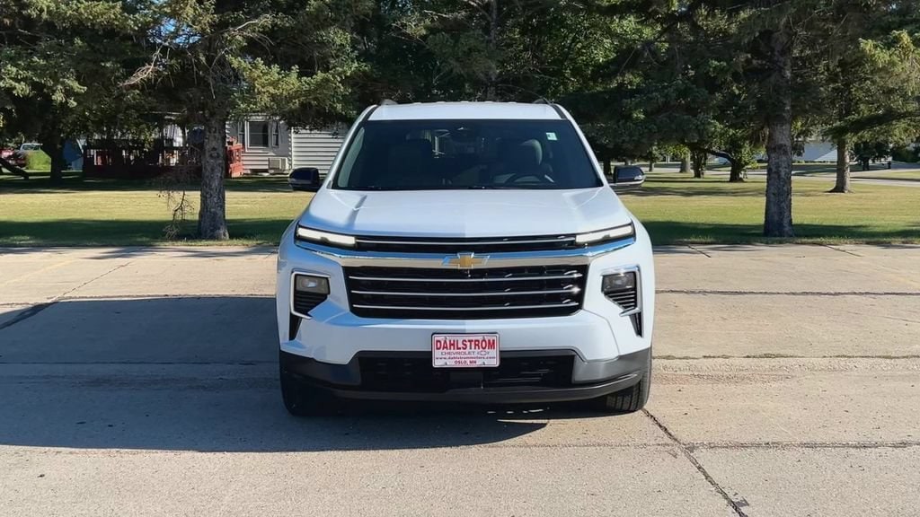 New 2027 Chevrolet Traverse LT SUV