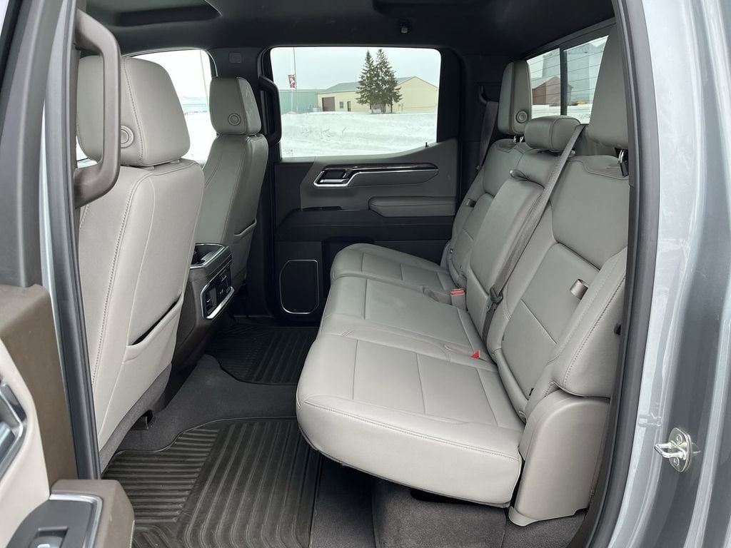 2023 Chevrolet Silverado 1500 LTZ - Photo 23