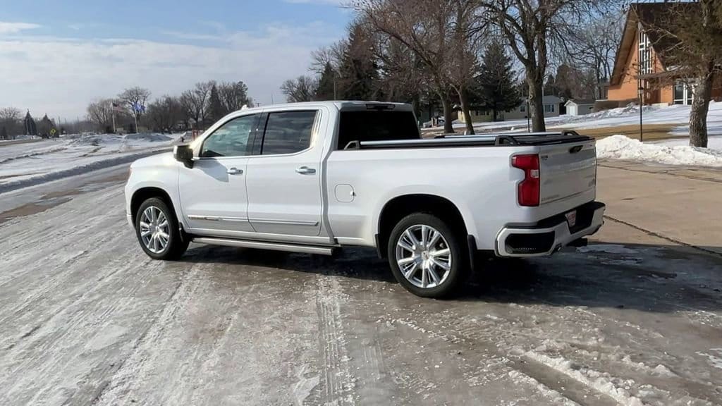 2022 Chevrolet Silverado 1500 High Country - Photo 6