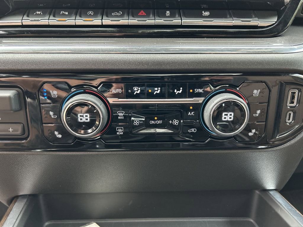 2023 Chevrolet Silverado 1500 High Country - Photo 19