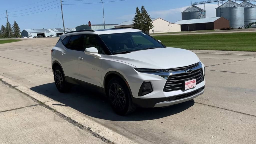Used 2022 Chevrolet Blazer 3LT with VIN 3GNKBJRS8NS222399 for sale in Oslo, Minnesota