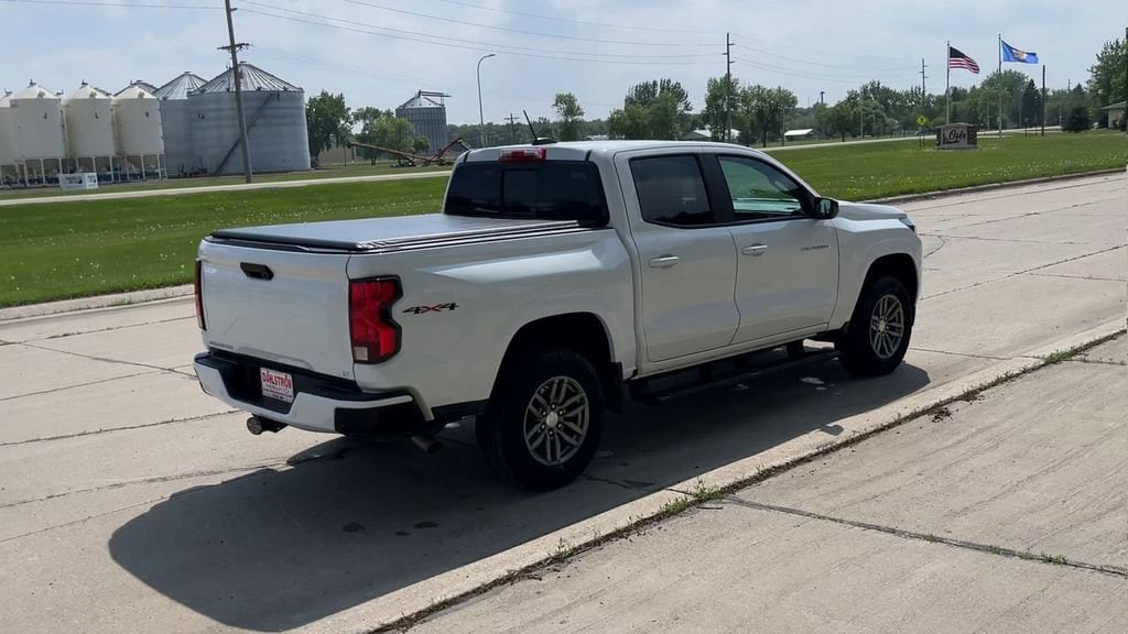 2023 Chevrolet Colorado LT - Photo 8
