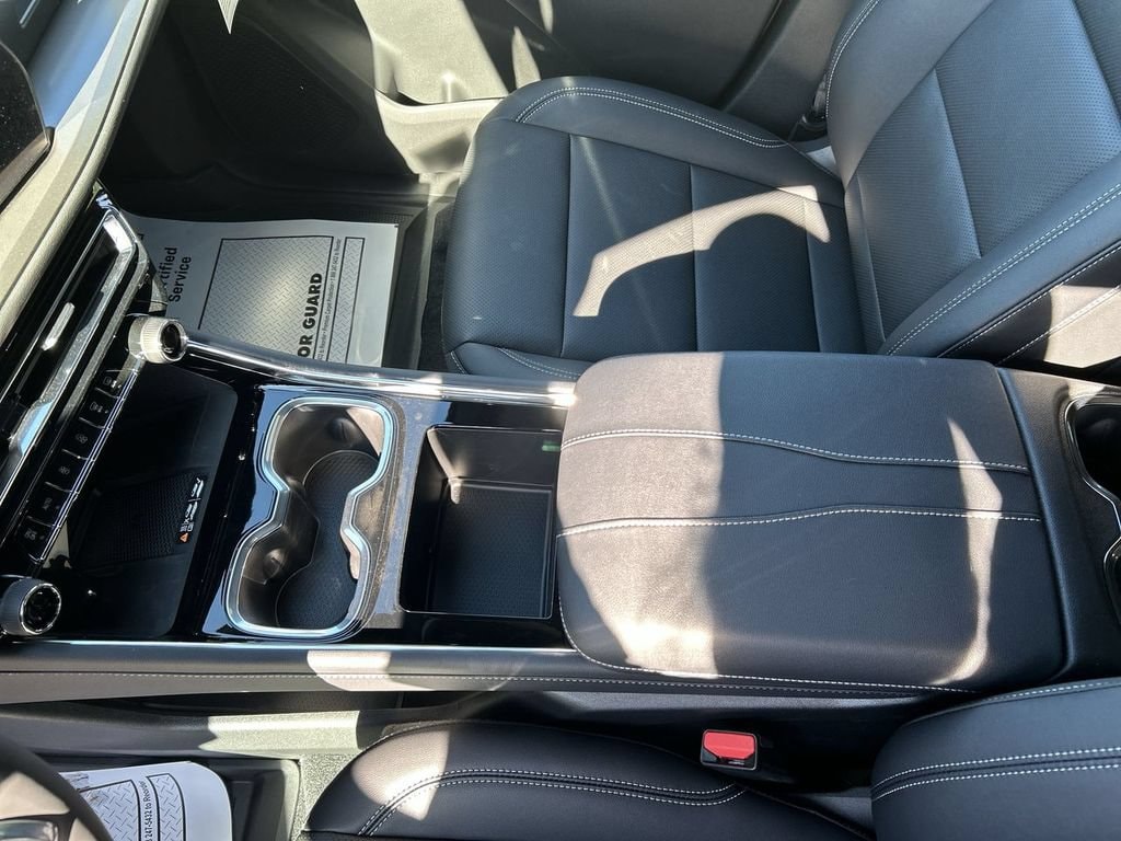 2026 Chevrolet Traverse LT - Photo 21