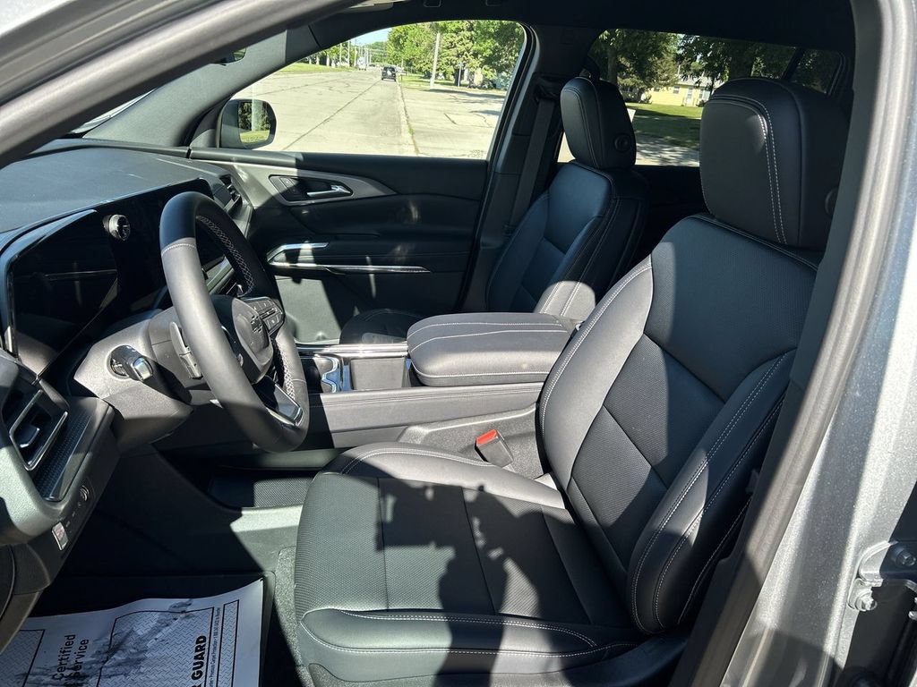 2026 Chevrolet Traverse LT - Photo 11